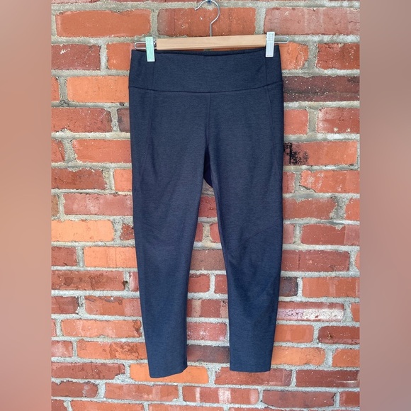 Outdoor Voices Leggings Striped Black Grey Cropped Athletic Pants Small S - Picture 1 of 7
